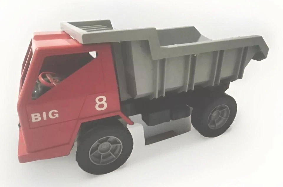 CAMION  CASSONE  RIBALTABILE    IN  PLASTICA   MADE IN WEST GERMANY  SCALA 1:10 - Immagine 1 di 4