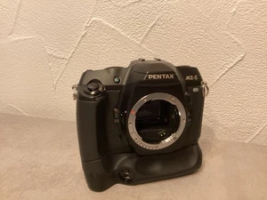 Pentax MZ-S mit Batteriegriff - Bild 1 von 6