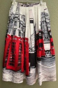 Chicwish Gr. S London Telefonzelle rot Bus City Faltenrock - Bild 1 von 5