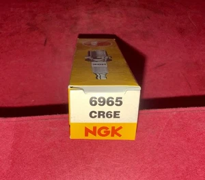 NGK CR6E spark plug Arctic Cat/Suzuki ATV (pack of 2) new - Bild 1 von 5