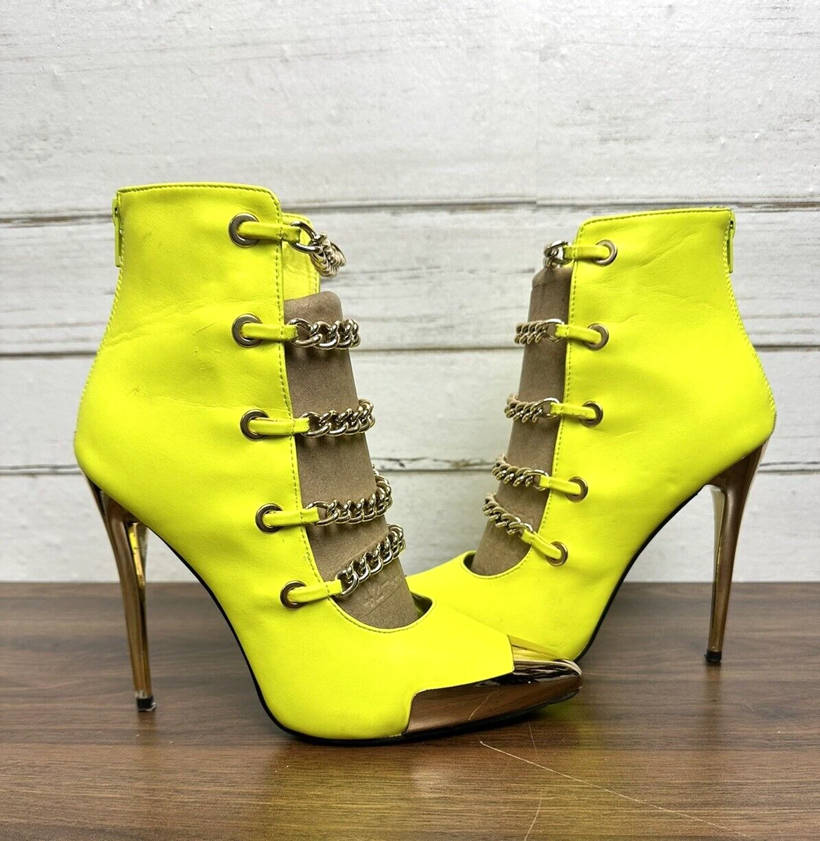 Women's Pointed Toe Ankle Boots With Kitten Heel - Side Zipper, Leather Upper, Size 6.5-7 US