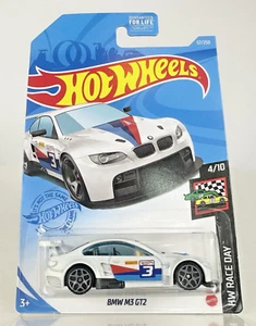 Hot Wheels Race Day 4/10 BMW M3 GT2 White #57 - Picture 1 of 6