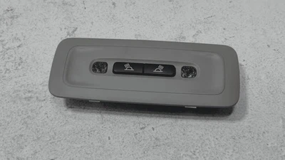 Панорамный задний купольный фонарь на крышу для Toyota Camry 2018–2024 годов от оригинального производителя серый - Изображение 1 из 4