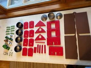 Huge Ertl Farm Country Lot Red Barn Pigs Chickens Silo John Deere 1/64 Vintage - Picture 1 of 20