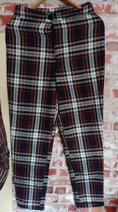 WOMEN'S BOOHOO BLACK RED YELLOW WHITE TARTAN TAPERED TROUSERS UK 10 - Picture 1 of 4