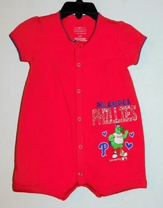Mono a presión Philadelphia Phillies para niñas 0-3, 3-6, meses - Imagen 1 de 2