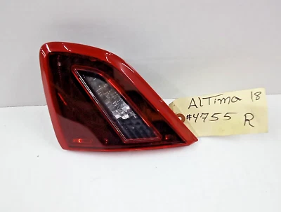 Nissan Altima 2016 2017 2018 luz trasera interior lateral del pasajero derecha OEM Foto 1 de 4