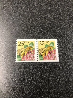 US 2281 Pair Honeybee - Shift Bee Going Backwards - Mint Never Hinged - Image 1 of 4
