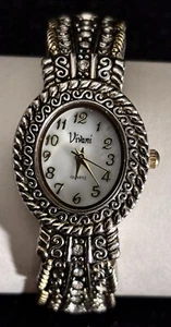 HERMOSO RELOJ VIVANI - TONO PLATA CON 26 DIAMANTES SINTÉTICOS - CASI COMO NUEVO - Imagen 1 de 6