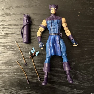 Figura de acción Marvel Diamond Select Toys Hawkeye 7" The Avengers Arrows púrpura Foto 1 de 4