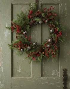 Primitive Christmas 22" Mixed Pine & Pepperberry w/ Bells Wreath - Picture 1 of 4