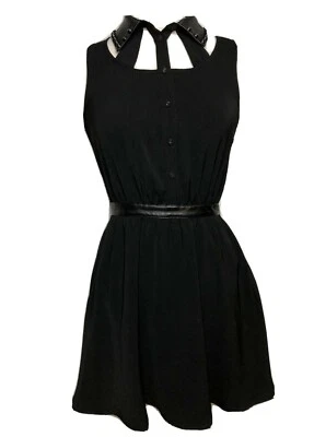 Vestido de fiesta Forever 21 exclusivo negro imitación cuero cuello con púas y cintura talla S Foto 1 de 4