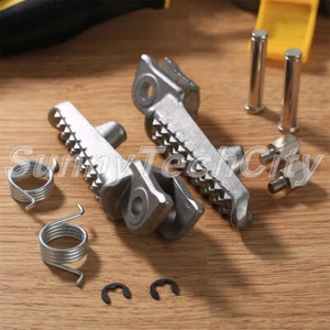 2x Motorcycle Front Foot Pegs Footrest For Honda CBR1000RR CBR600RR 2006 2005 04 - Bild 1 von 5