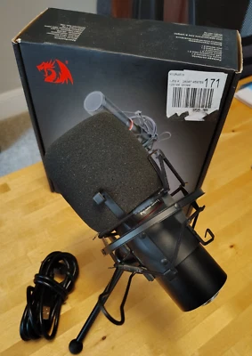 Redragon Blazar GM300 USB Gamer and Streamer Condenser Microphone Black - Image 1 of 3