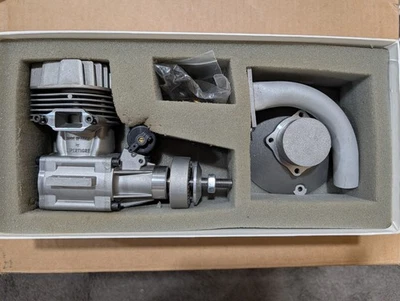 Super Tiger S 3000 con silenciador  Foto 1 de 4