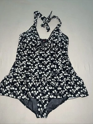 Torrid 复古时尚泳装连体樱桃黑色白色 2 码 — 第 1/4 张图片