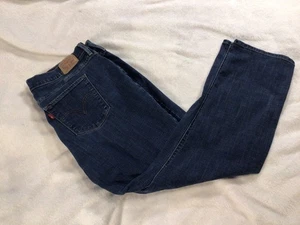Levi's CLASSIC Straight leg Women's Jeans 18W Blue Denim 38” waist, 29” inseam - Picture 1 of 6