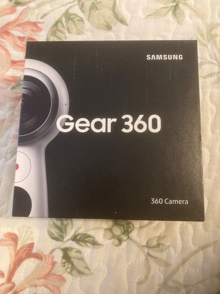 New Samsung Gear 360 Spherical Cam  4K Camera - Image 1 of 4
