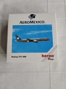 Herpa 1:500 AeroMexico Boeing 757-200 Diecast Model
