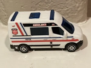 Matchbox 2011 Renault Master Ambulance, White, Loose, 1/64 - Picture 1 of 5