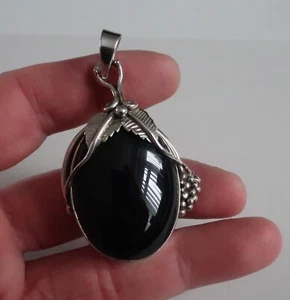 Fine Large Sterling silver pendant black onyx organic fruiting vine design - Picture 1 of 5