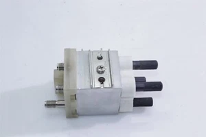Bloque de flujo FID cromatógrafo de gas HP Agilent 4890 - Imagen 1 de 9