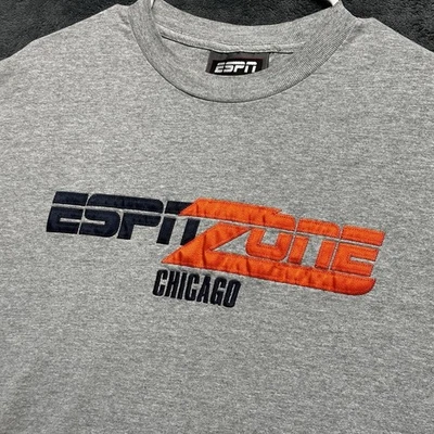 Camisa De Colección ESPN Zone Chicago Para Hombre XL Gris Bordado Logo Sports Network Foto 1 de 4