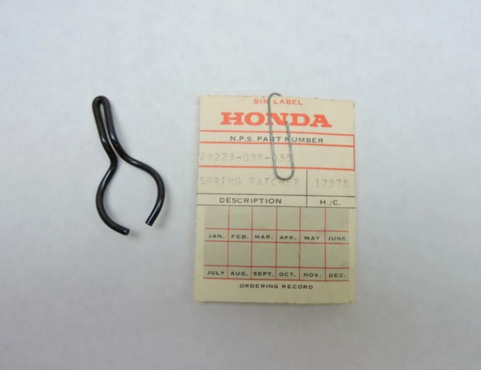 Mola catraca Honda C70 CL70 CL90 CT70 CT90 S90 SL70 XL70 ZB50OEM 28223-035-035 - Imagem 1 de 1