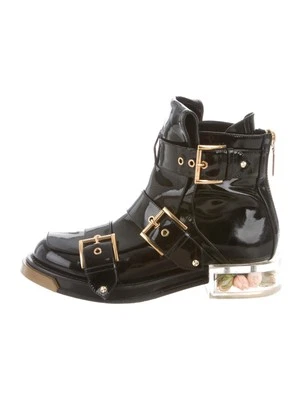 ALEXANDER MCQUEEN PATENT LEATHER ROSEBUD ANKLE BOOT SIZE 39 - Image 1 of 4