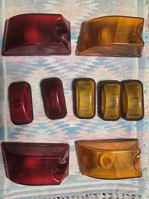 Hummer H2 Cab Lights, Original - Image 1 of 2