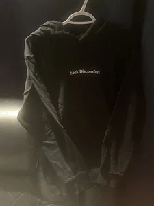 Sudadera con Capucha Seek Discomfort - Misterio (Letras de Vinilo) Sí Teoría XS NUEVA CON ETIQUETAS - Imagen 1 de 2