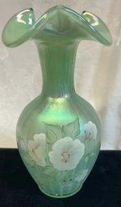Jarrón Fenton verde sauce acanalado óptico opalescente pintado/firmado 95 aniversario 9 3/4" - Imagen 1 de 4