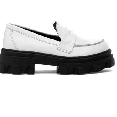 ANTHROPOLOGIE SILENT D CORALIE Loafer WhiteSize 40 / 9NWOT - Image 1 of 4