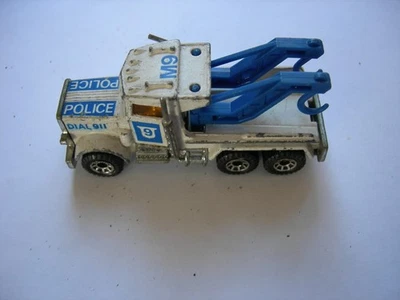 gebraucht! Matchbox Peterbilt Abschleppwagen Police weiss 1981 - leicht bespielt - Bild 1 von 4