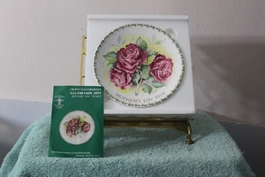 Crown Staffordshire, Mother's Day Plate 1974, Americana Rose, New, Original Box - Picture 1 of 4