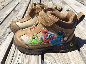 Sesame Street Elmo&Friends Cognac Brown High Top Shoes Boots Size 6.5 Toddler