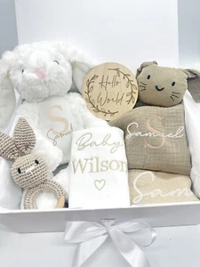 Personalised New Baby Gift Set, Embroidered Blanket Boy Girl Gift Newborn Box - Picture 1 of 9