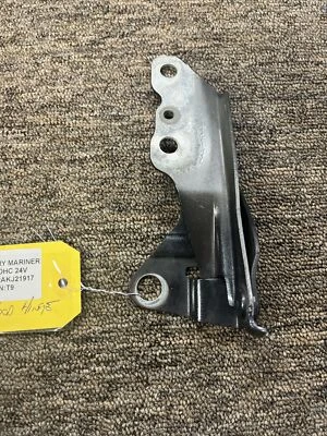 2010 Mercury Mariner Right Hood Hinge B116 - Image 1 of 3