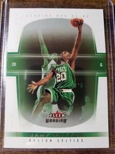 2004-05 Fleer Genuine Gary Payton Reflections Parallel 40/100 #76 Boston Celtics