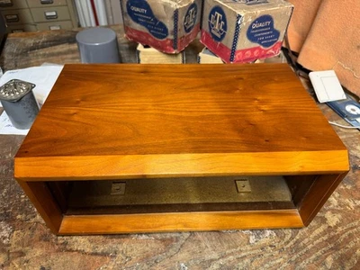 MUY BONITO ESTUCHE GABINETE AMPLIFICADOR AUDIO ESTÉREO MADERA SAE Mark 2B 4 B Foto 1 de 4