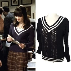Maglione Rory Gilmore Alternativo Scollo V Manica Lunga Gilmore Ragazza NUOVO - Foto 1 di 6