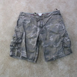 GAP Camo Cargo Shorts Men's 38 Loose Fit Green Camouflage - Picture 1 of 11