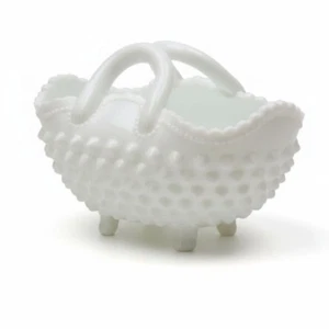 Cesta con patas de vidrio esmerilado Fenton vintage mango de borde ondulado - Imagen 1 de 14