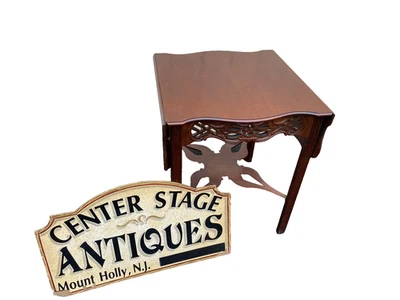 66068   BAKER Historic Charleston  Mahogany Dropleaf Lamp  Table - Image 1 of 4