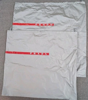 Bolsas de almacenamiento de polvo de vinilo Prada plateado rojo logotipo lote de 2 cordones 17" x 17" Foto 1 de 3