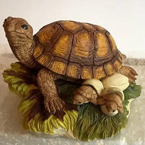 Tortoise Turtle Figurine Robarts Limited Edition Hand Painted 4618 England - Picture 1 of 4