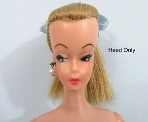 Vintage Clone Barbie EEGEE BABETTE o UNEEDA WENDY BAMBOLA TESTA con coda di cavallo bionda - Foto 1 di 9