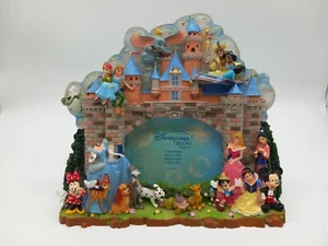 Disneyland Resort Paris Resin Picture Frame 3D Characters - Foto 1 di 12