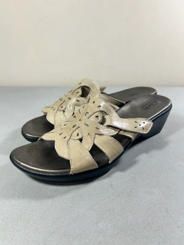 Sandali donna beige Clarks Bendables pelle con gancio e zeppa scorrevole ad anello taglia 11