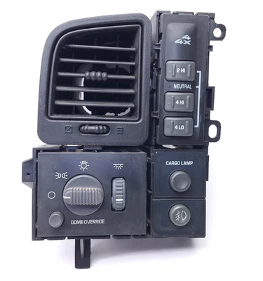 1999-2006 Silverado Sierra Headlight Cargo Fog 4X4 Switch Assembly Cargo Lamp - Image 1 of 4
